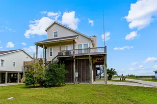 700 Palmetto Dr, Crystal Beach, TX 77650 - Photo 35