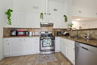8522 Grand Knolls Drive, Houston, TX 77083 - Photo 11