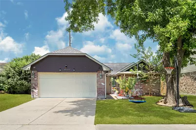8522 Grand Knolls Drive, Houston, TX 77083 - Photo 3