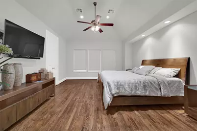 5605 Cohn Meadow Lane, Houston, TX 77007 - Photo 19