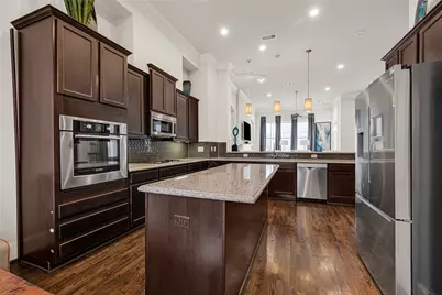 5605 Cohn Meadow Lane, Houston, TX 77007 - Photo 15