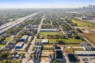 3105 Jensen Dr, Houston, TX 77026 - Photo 33