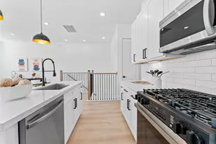 3105 Jensen Dr, Houston, TX 77026 - Photo 25