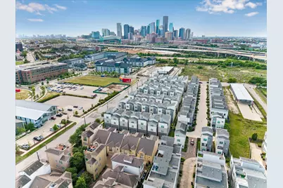 2813 Clinton Drive, Houston, TX 77020 - Photo 1