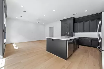 2813 Clinton Drive, Houston, TX 77020 - Photo 7