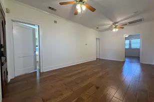 1011 Nadine St, Houston, TX 77009 - Photo 3