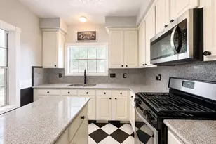 1250 Hunter Wood Dr, League City, TX 77573 - Photo 13