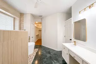 1250 Hunter Wood Dr, League City, TX 77573 - Photo 19