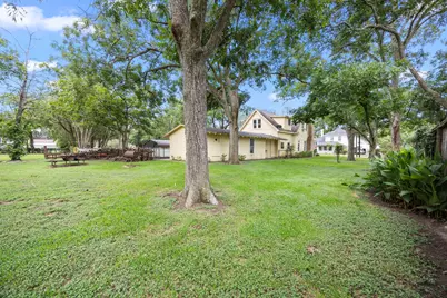 208 E East State Street, Eagle Lake, TX 77434 - Photo 27