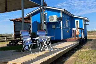 72 Pelican St, Sargent, TX 77414 - Photo 3