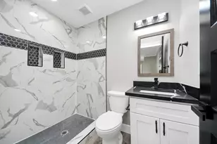 10114 Fairfax St, Houston, TX 77029 - Photo 7