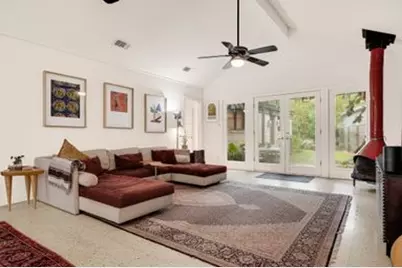 6023 Dumfries Drive, Houston, TX 77096 - Photo 5