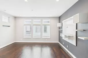 754 W Donovan St, Houston, TX 77091 - Photo 9