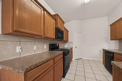 1918 Riane Lane, Houston, TX 77049 - Photo 13