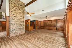 304 Arrow Wood St, Lake Jackson, TX 77566 - Photo 19