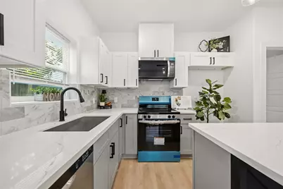 7946 Fields Street #A, Houston, TX 77028 - Photo 11