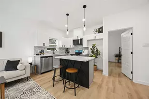7946 Fields St, Houston, TX 77028 - Photo 9