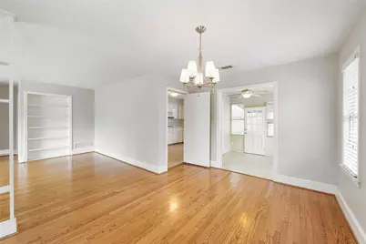 1002 Waltway Drive, Houston, TX 77008 - Photo 7