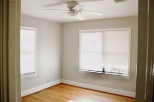 1002 Waltway Dr, Houston, TX 77008 - Photo 9