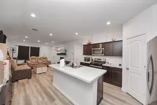 12214 Ridge River Ln, Houston, TX 77067 - Photo 11