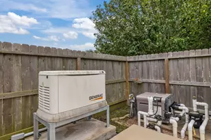 312 Torrey Ct, League City, TX 77573 - Photo 39