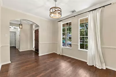2 Hobbit Glen Drive, The Woodlands, TX 77384 - Photo 5