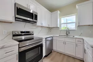 6743 Madrid St, Houston, TX 77021 - Photo 9