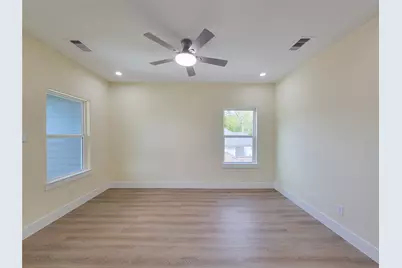 6743 Madrid Street, Houston, TX 77021 - Photo 25