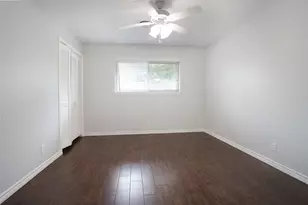 10010 Westview Dr, Houston, TX 77055 - Photo 15