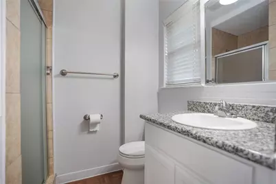 10010 Westview Drive, Houston, TX 77055 - Photo 17
