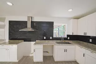 807 Turney Dr, Houston, TX 77038 - Photo 9