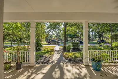 23 W Bonny Branch Street, The Woodlands, TX 77382 - Photo 3