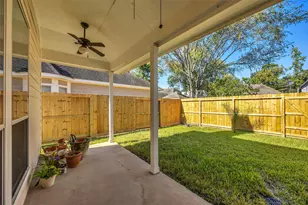 23 W Bonny Branch St, The Woodlands, TX 77382 - Photo 23