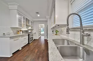 2102 Brimberry St, Houston, TX 77018 - Photo 19