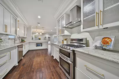 2102 Brimberry Street, Houston, TX 77018 - Photo 13