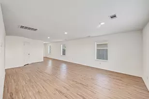 4127 Neches Bnd Dr, Baytown, TX 77521 - Photo 7