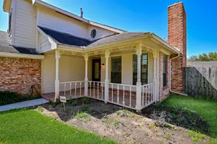 3410 Streamside Ln, Sugar Land, TX 77479 - Photo 5