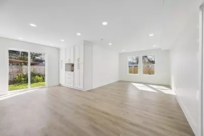 212 N Forrest Avenue, La Porte, TX 77571 - Photo 9