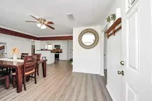 10209 Cathedral Dr, Houston, TX 77051 - Photo 11