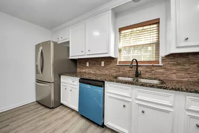 10209 Cathedral Drive, Houston, TX 77051 - Photo 23