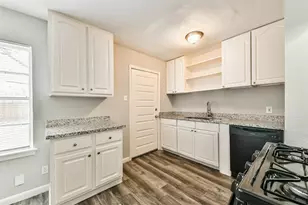 3515 Meadowlake Rd, Pasadena, TX 77503 - Photo 9