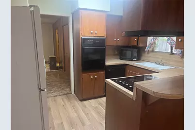 1111 Kelving Way, Wharton, TX 77488 - Photo 3