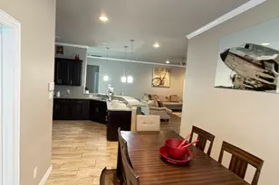 8150 Sharondale Dr, Houston, TX 77033 - Photo 7