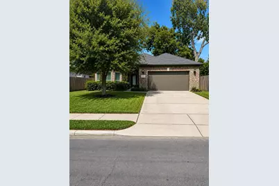 8150 Sharondale Drive, Houston, TX 77033 - Photo 1