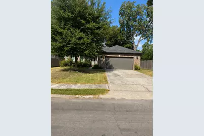 8150 Sharondale Drive, Houston, TX 77033 - Photo 1