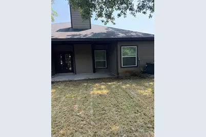 8150 Sharondale Drive, Houston, TX 77033 - Photo 17