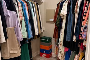8150 Sharondale Dr, Houston, TX 77033 - Photo 9