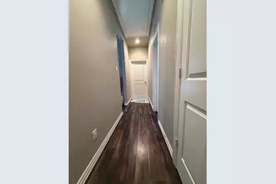 8150 Sharondale Drive, Houston, TX 77033 - Photo 7