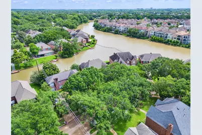 1127 Gloria Court, Sugar Land, TX 77478 - Photo 3