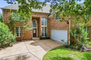 1127 Gloria Ct, Sugar Land, TX 77478 - Photo 1